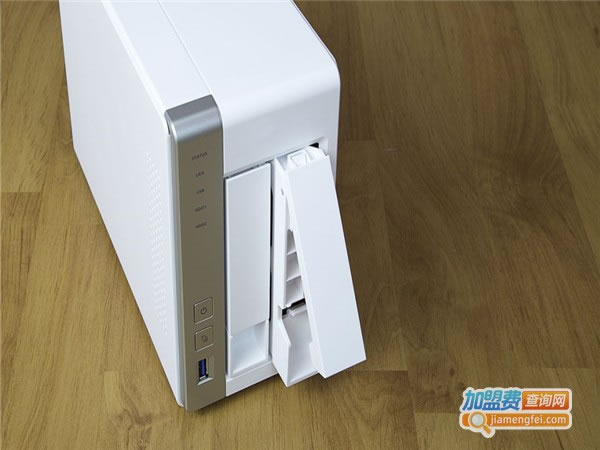 《艾尔莱特空气净化器加盟费》