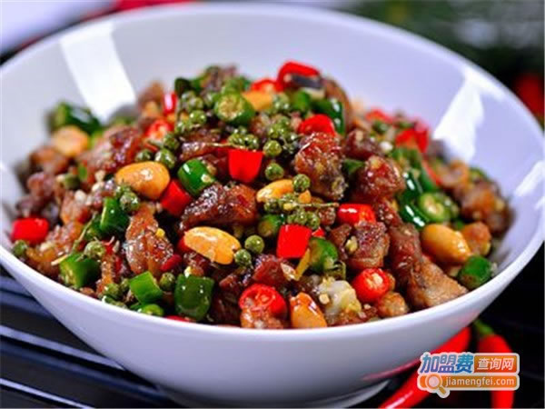 《霸道尖椒鸡加盟费》