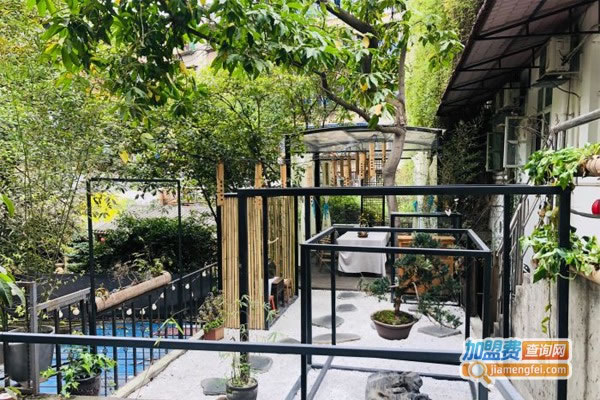 《不二小屋加盟费》