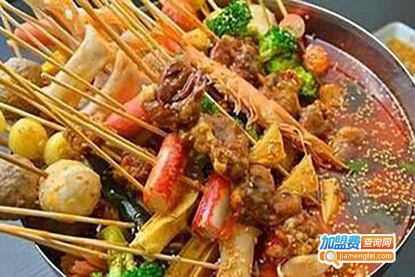 《班花串串香加盟费》