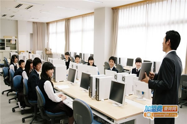 《必提教育加盟费》