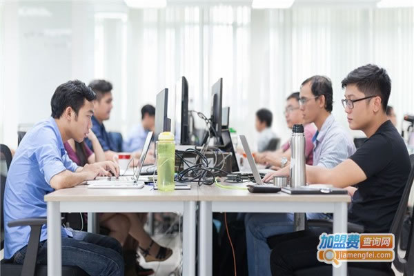 《比特科技教育加盟费》