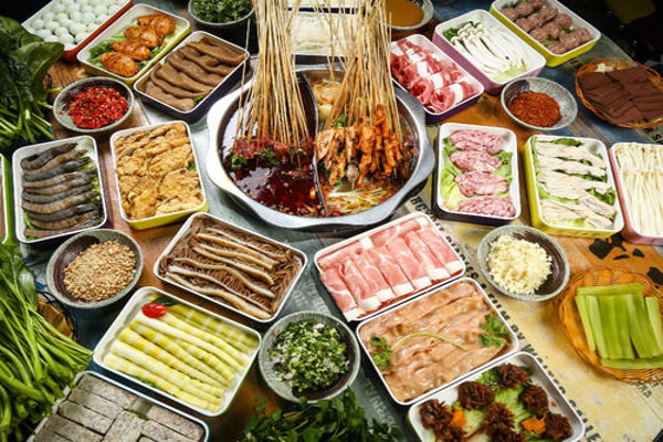 《串串香火锅加盟费》