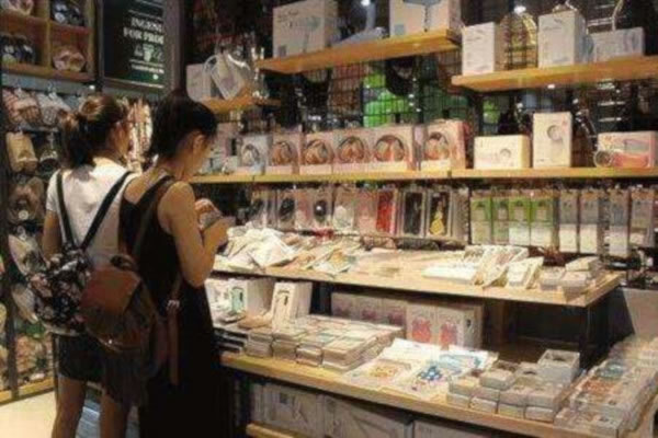 《潮美时代加盟费》