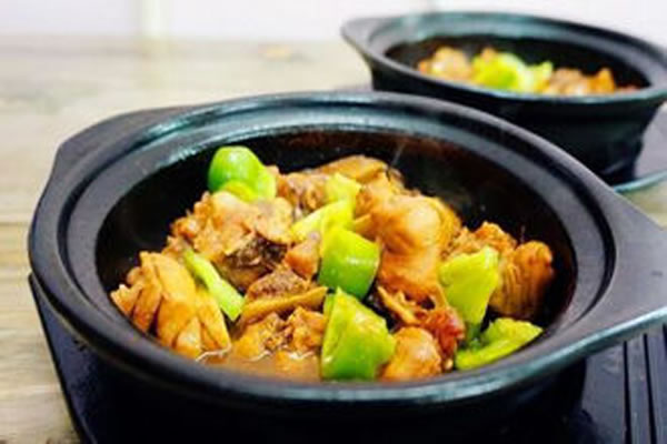 《仇师傅黄焖鸡米饭加盟费》