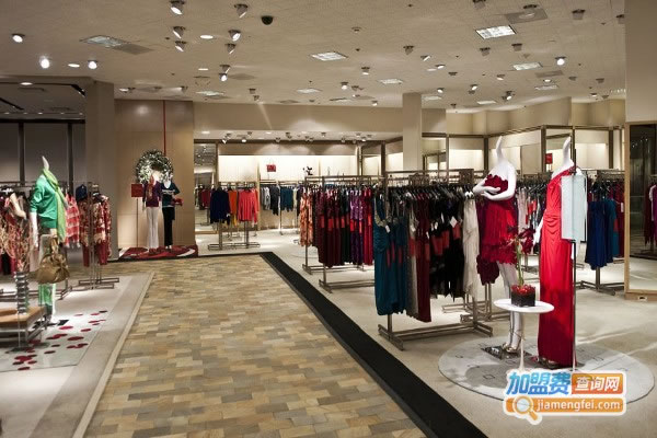 《dgvi品牌女装折扣店加盟费》