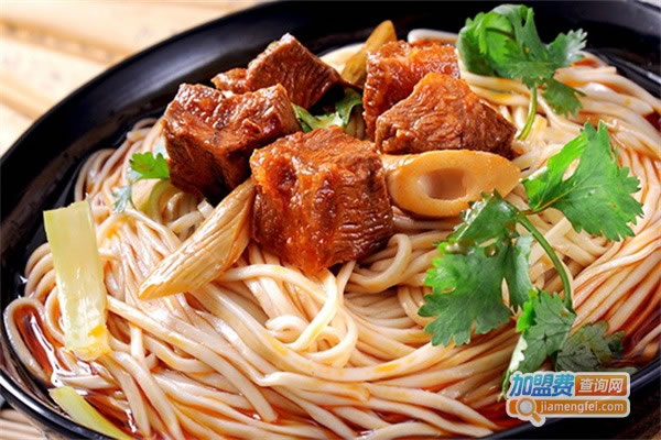 《鼎氏牛肉面加盟费》