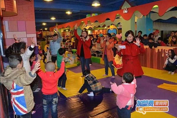 《儿童主题游乐园加盟费》
