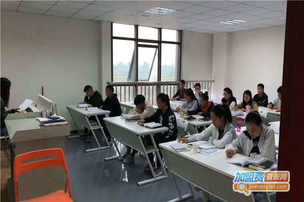 《福教培训加盟费》