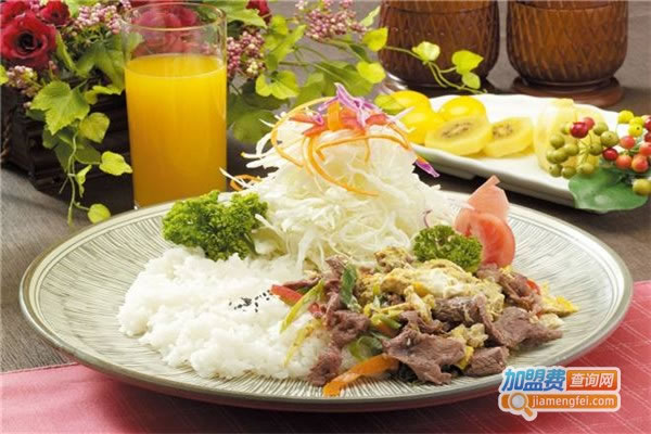 《费米丽韩式料理加盟费》