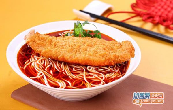 《肥猫小面加盟费》