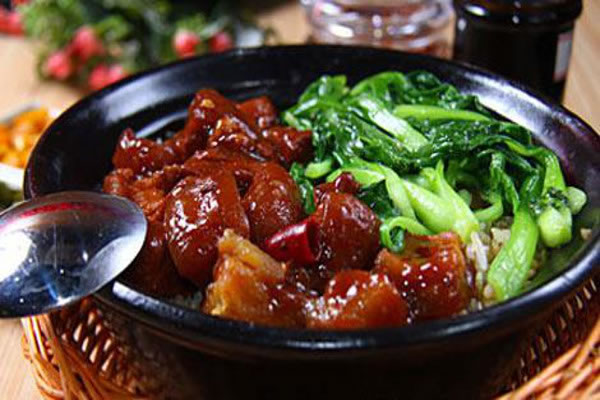 《广州煲仔饭加盟费》
