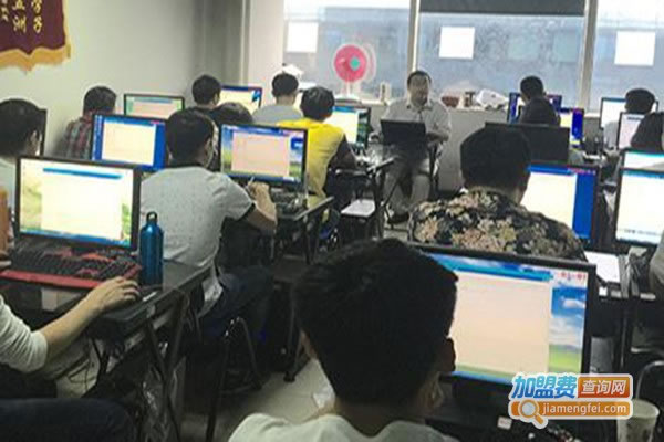 《汇才同飞培训加盟费》