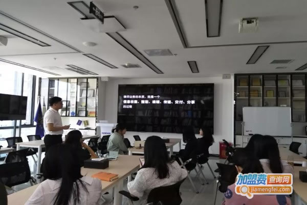 《海涵形象培训学校加盟费》