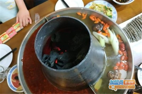 《横街碳锅肉加盟费》