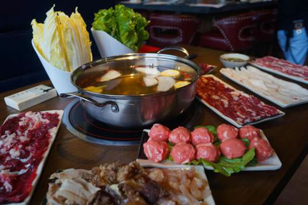 《回牛潮汕牛肉火锅加盟费》