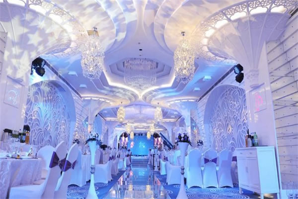 《婚庆公司加盟费》