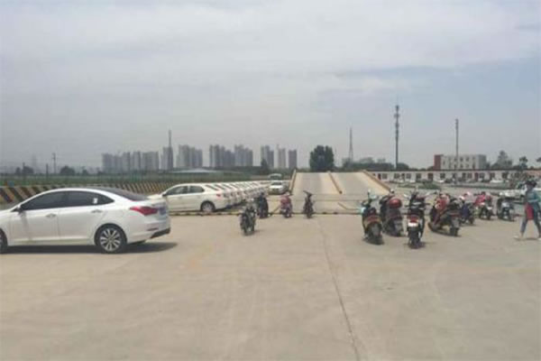《汇通驾校加盟费》