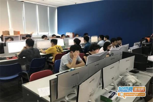 《海天考研加盟费》