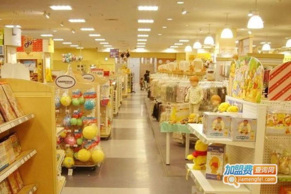 《好娃娃母婴店加盟费》