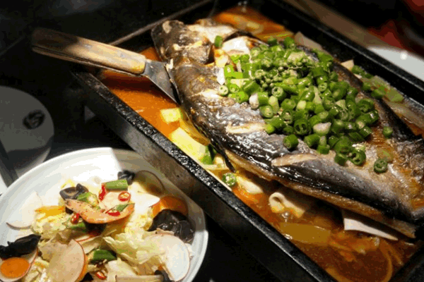 《夯鱼烤鱼加盟费》