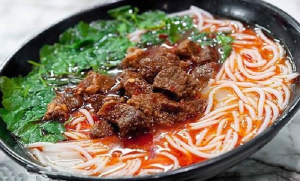 《聚福缘过桥米线加盟费》