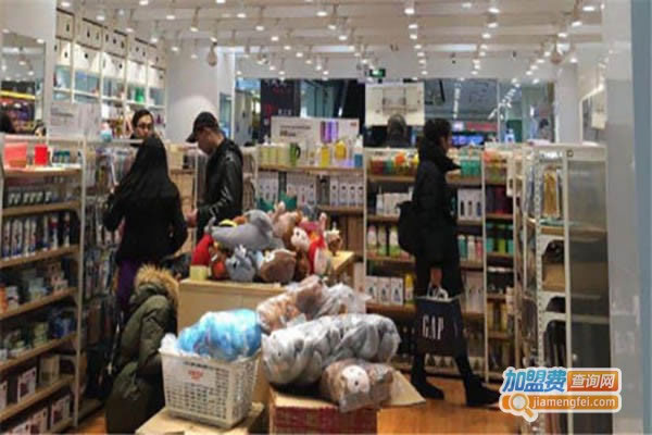 《靓丽满屋饰品加盟费》