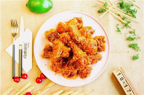 《鸡啤咯哒加盟费》
