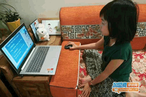 《金沃斯北美在线英语加盟费》