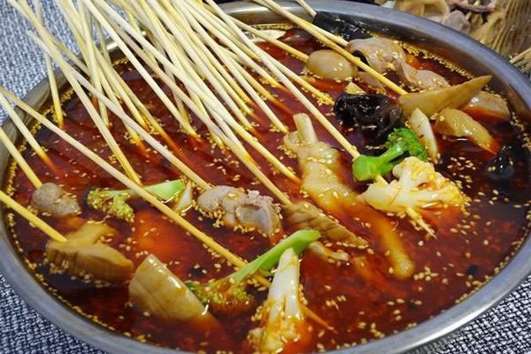 《九王子钵钵鸡加盟费》