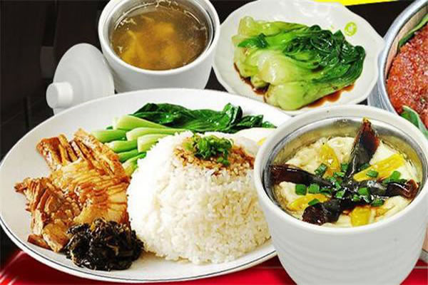 《康美味中式快餐加盟费》