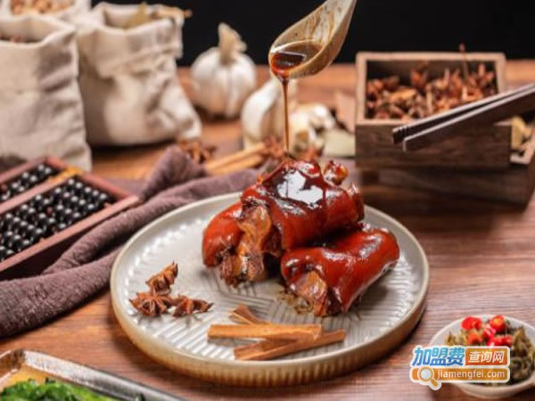 《康小贝猪脚饭加盟费》