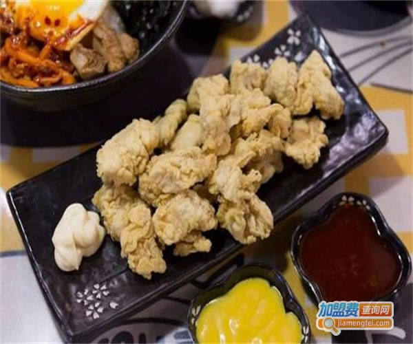 《凌酱酱韩式炸鸡加盟费》