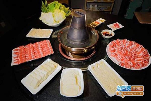 《玲珑居老北京涮羊肉加盟费》
