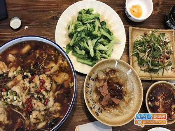 《老饕食堂加盟费》