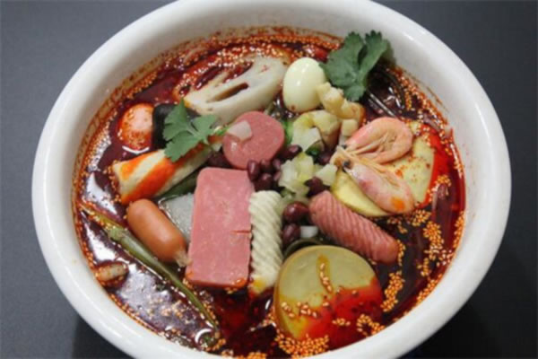 《冒吧香辣冒菜加盟费》