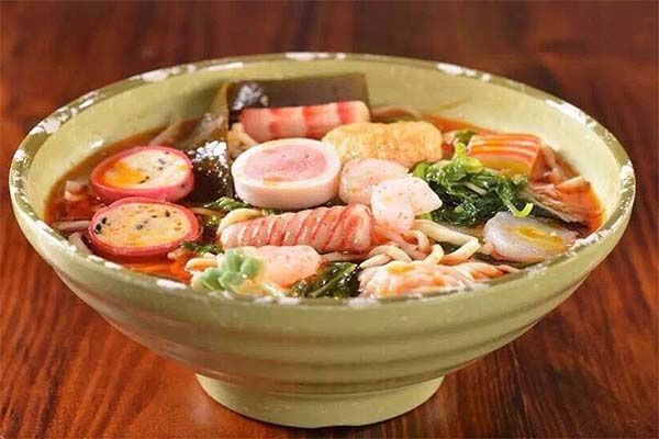 《米多辣妈麻辣烫加盟费》