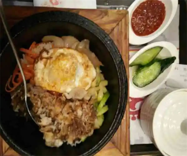《麦禾炒饭加盟费》