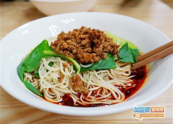 《妹妹头小面加盟费》