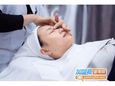 《美熙皮肤管理中心加盟费》