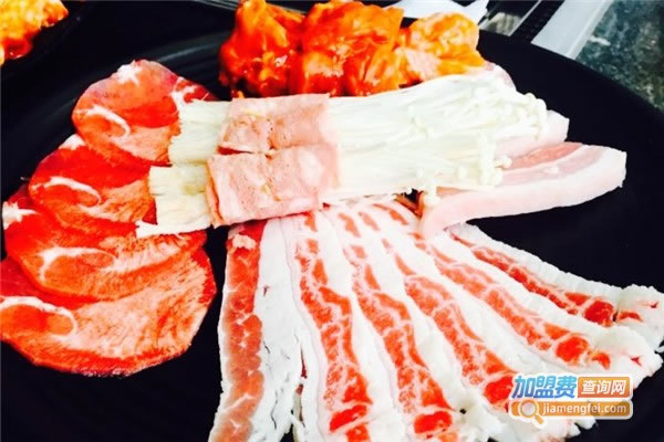 《牛牛自助烤肉加盟费》
