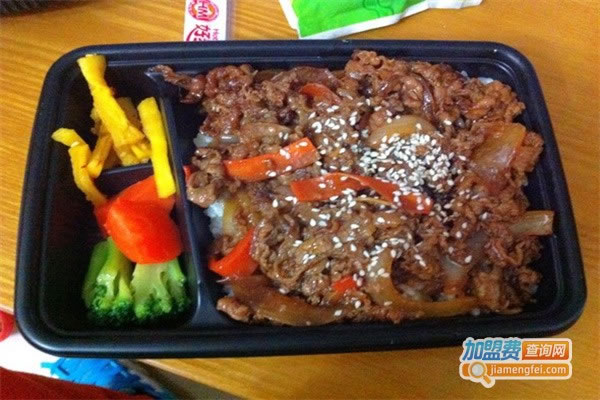 《牛肉便当加盟费》