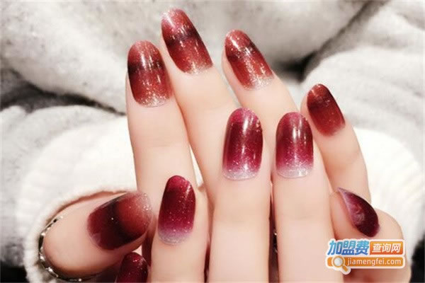 《欧美雅美甲加盟费》