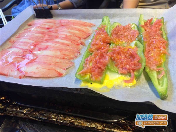《千百度纸上烧烤加盟费》