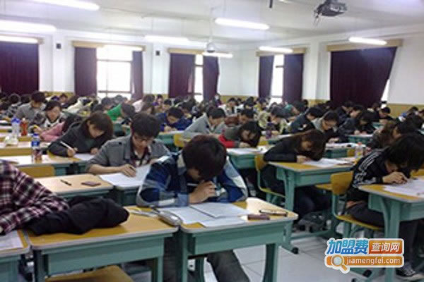 《启涵教育加盟费》