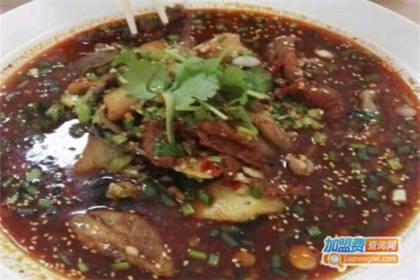 《巧婆冒菜加盟费》