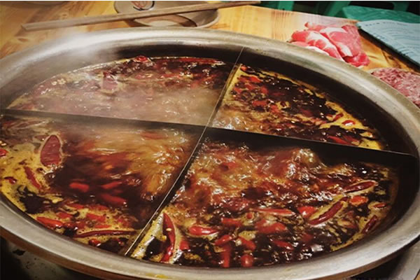 《球球小火锅加盟费》