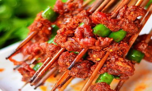 《仟味阿婆串串香店加盟费》