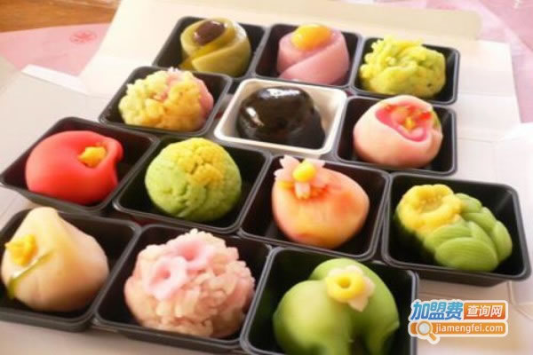 《日式甜品加盟费》