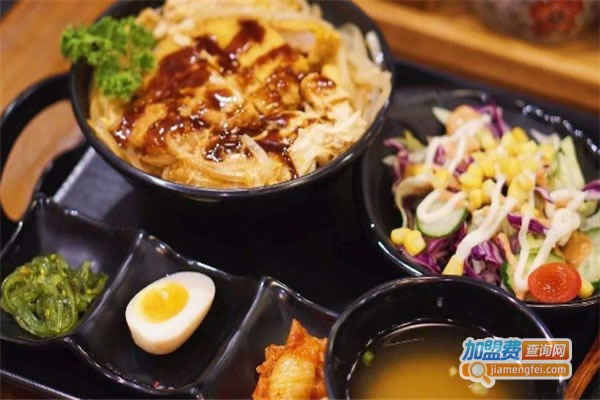 《日式猪排饭加盟费》